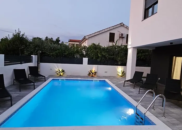 Ferienhaus Angelo Vrsi